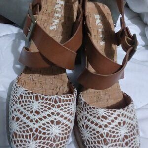 Women's KORKS, Wendy Clog White FABRIC-AND-SYNTHETIC sz 9M